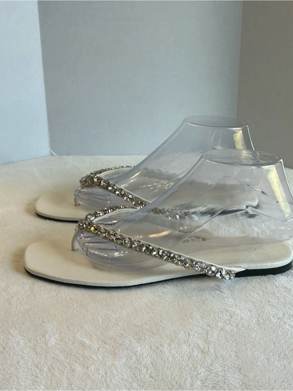 Tory Burch Crystal-Embellished White Thong Sandals Ivory Leather Women’s Size 9M